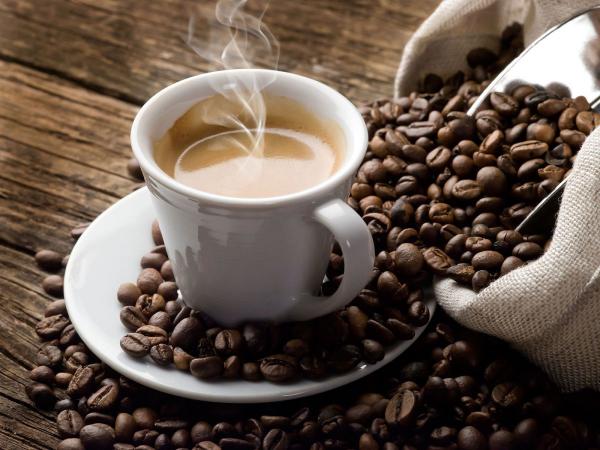بررسی مواد مغذی موجود در قهوه