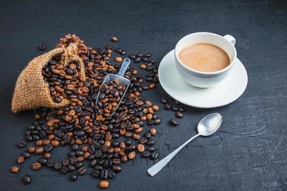 بررسی ویتامین B3 موجود در 240 میلی گرم قهوه