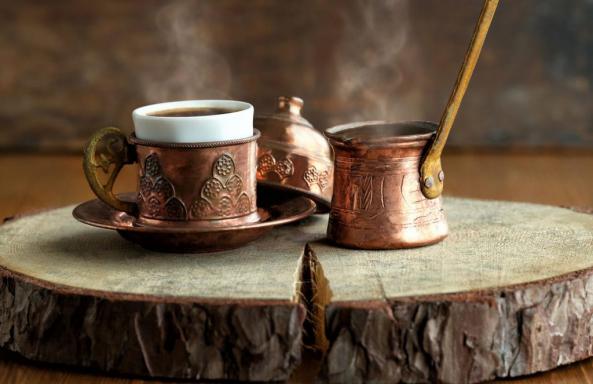 دم کردن قهوه عربی به روش سنتی